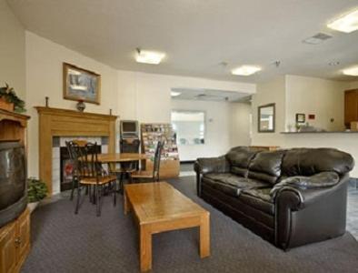 Days Inn By Wyndham Warsaw Interior photo
